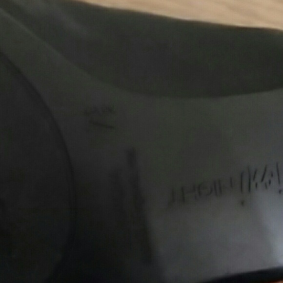 Shoes - Picture 3 of 3